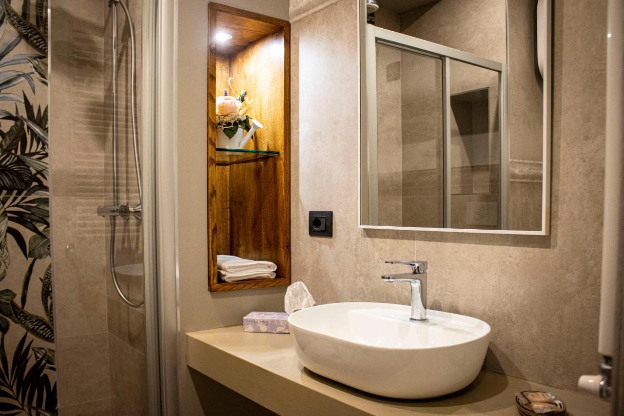 Splendid Room Suites Turin Ngoại thất bức ảnh