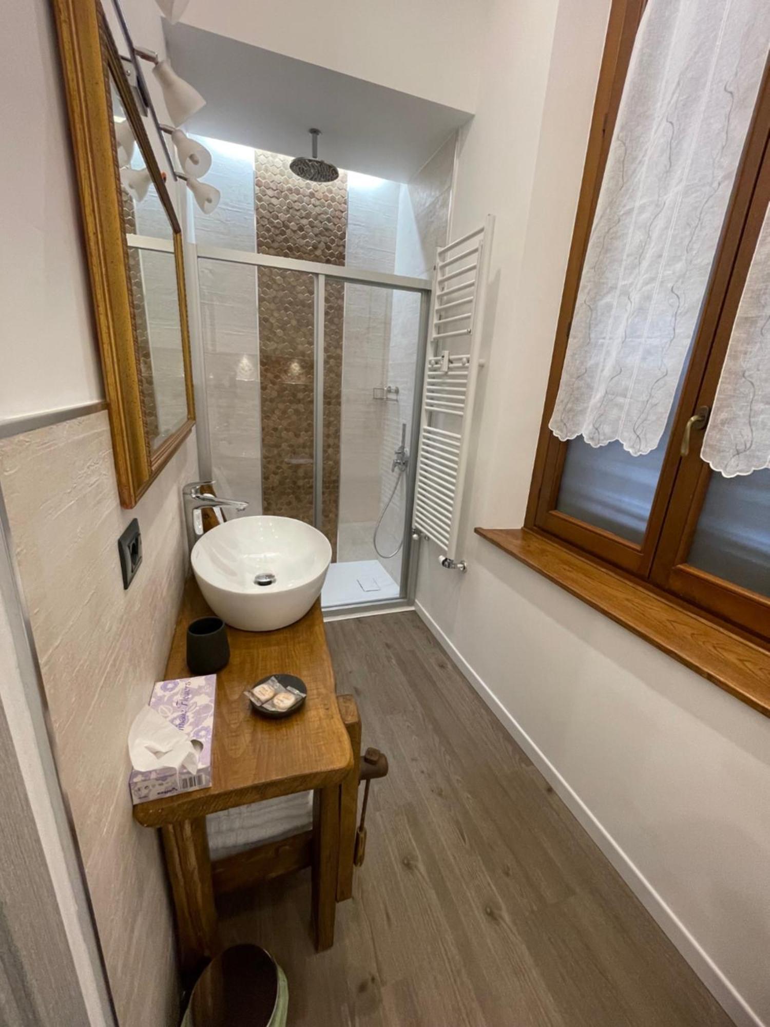 Splendid Room Suites Turin Ngoại thất bức ảnh